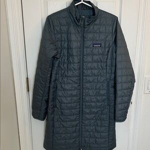 Patagonia Women's Green/Dark Gray Nano Puff Parka